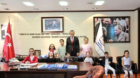 Denizli'de Çocuklar Koltukta