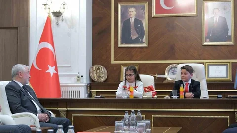 Çorum'da Çocuklar Başkan Oldu