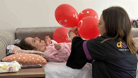 Düzce'de Hastane Ziyaretiyle Bayram Coşkusu