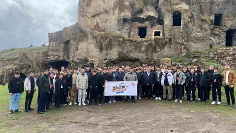 Maziden Atiye Ahlat Programı Gençlerle Buluşuyor