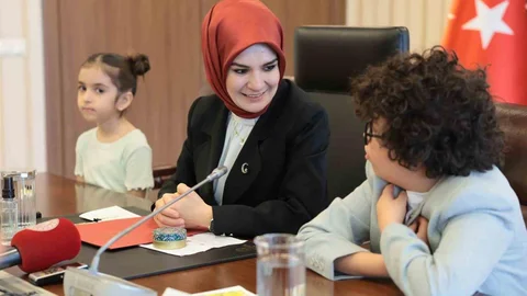 Bakan Göktaş, 23 Nisan'da Çocukları Ağırladı