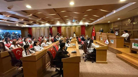 Bahçelievler’de Çocuk Meclisi Oturumu Yapıldı