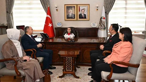 Manisa’da Temsili Vali Olmak