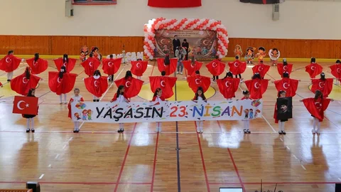 Bayburt’ta 23 Nisan Coşkulu Kutlandı