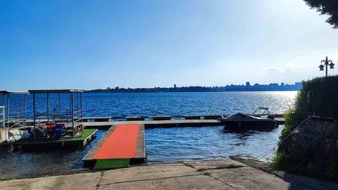 Adana'da Boğulma Tehlikesi Geçiren Genç Hastaneye Kaldırıldı