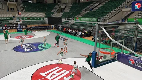 Bursaspor Basketbol Takımı Miniklerle Karşılaştı