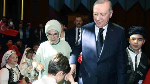 Cumhurbaşkanı Erdoğan'dan Çocuklara Mesajlar