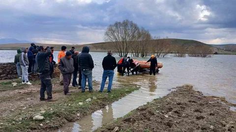 Sivas'ta Mahsur Kalan İnek Kurtarıldı