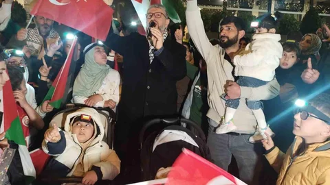 Üsküdar’da Fast-Food Zinciri Boykotu Devam Ediyor