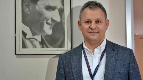 Her 100 Erkek Bebekte İnmemiş Testis Riski