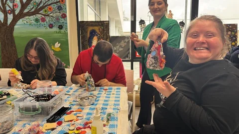 Cam Atıklarla Sanat Eğitimi Kocaeli'de Gerçekleşti