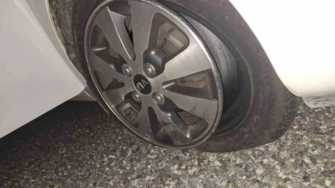 Diyarbakır'da Yolda Oluşan Çukurlar Tehlike Saçıyor