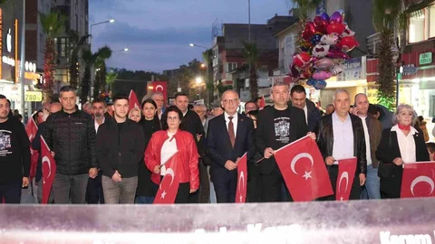 Turgutlu'da Sessiz Saygı Korteji Düzenlendi
