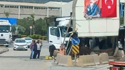 Osmaniye'de Tır Kazası Yaşandı