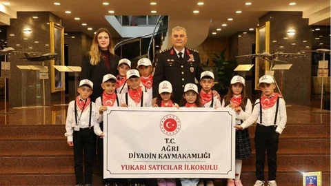Diyadin'de Öğrencilere 23 Nisan Görevi