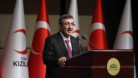 Cumhurbaşkanı Yardımcısı Yılmaz'dan Oyun Platformları Açıklaması