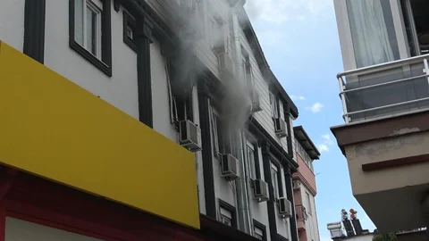 Antalya'da Yangın Paniği Yaşandı