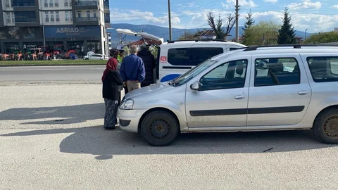 Bolu'da Motosikletle Araç Çarpıştı