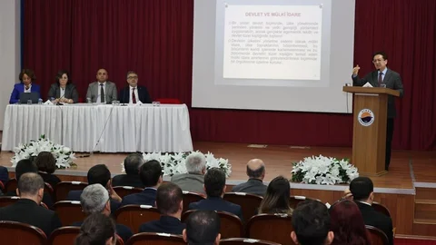 Sinop'ta Kamu Yönetimi Paneli