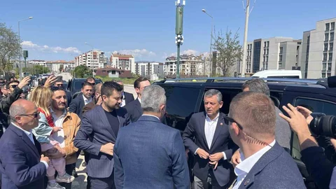 Bursa'da CHP Genel Başkanı Özel Ziyaret Gerçekleştirdi