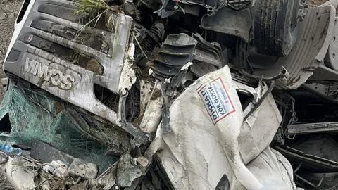 Burdur'da Devrilen Tırda 1 Yaralı