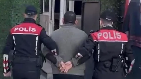 İzmir'de 131 Şüpheli Gözaltına Alındı