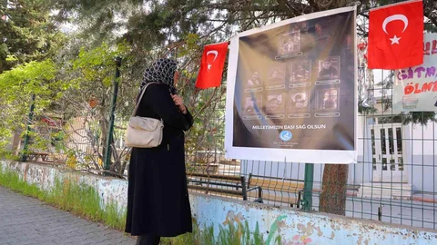 Kahramanmaraş'ta Acı Olay Sonrası Dua Etme Anı