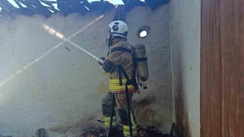 Reyhanlı’da Müstakil Evde Yangın Çıktı