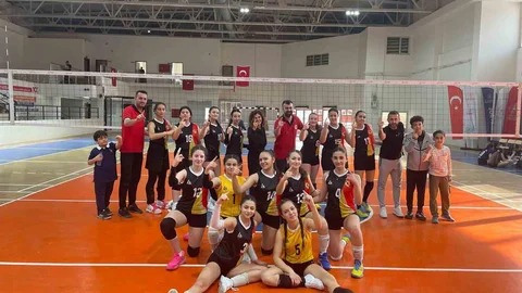 Malatya Voleybol Takımı Türkiye Finallerinde