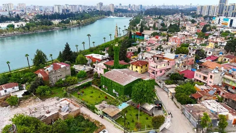 Adana'da Yeşil Cami Yeniden Canlandı
