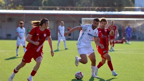 Karşıyaka Ayvalık'tan Beraberlikle Dönüyor