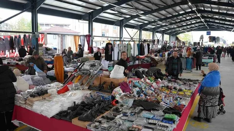 Düzce'de Yeni Kapalı Pazaryeri Açıldı