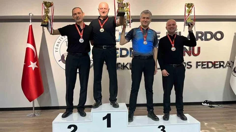 Düzce'de Bilardo Şampiyonu Canbul Oldu