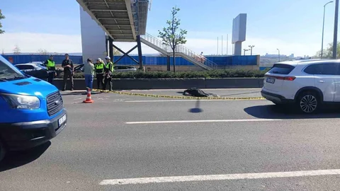 Ankara'da Üst Geçitten Düşen İşçi Hayatını Kaybetti