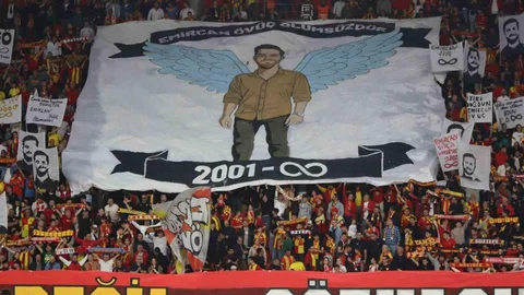 Göztepe, Antalyaspor'u 2-0 Geçti