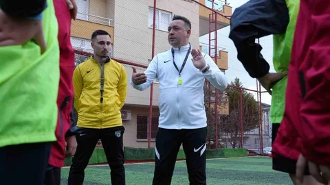 Denizli'de Futbol Kulübü Kurdu