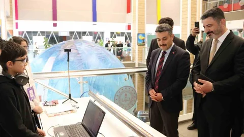 Sivas'ta Bilim Fuarı Açıldı