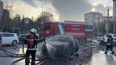 Kayseri'de Elektrikli Araç Yangını