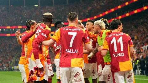 Galatasaray Fenerbahçe'yi Mağlup Etti