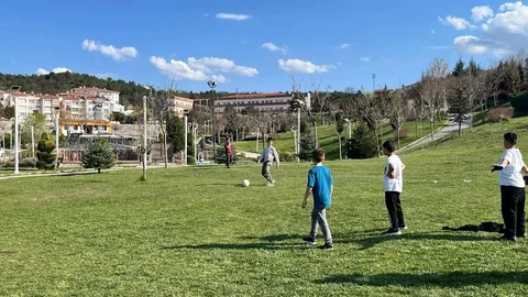 Bilecik'te Koruma Altındaki Çocuklarla Futbol Etkinliği
