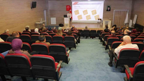 Bayburt'ta Sağlık Personeline Eğitim Verildi