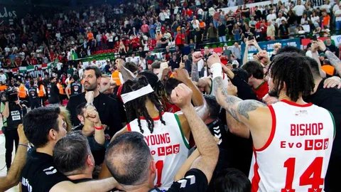 Karşıyaka Basketbol Ligde Kalma Mücadelesi Sürdürüyor