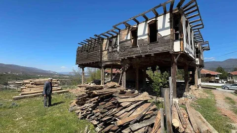 Kastamonu'da Tarihi Konağın Yıkım Kararı Aldı