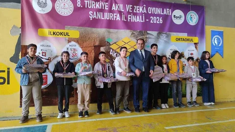 Siverekli Öğrenciler Zeka Oyunlarında Başarı Elde Etti