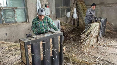 Afyonkarahisar'da Hasır Yastıkların Sonu Geldi