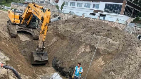 Burhaniye'de Plaj Altyapı Çalışmaları Başladı