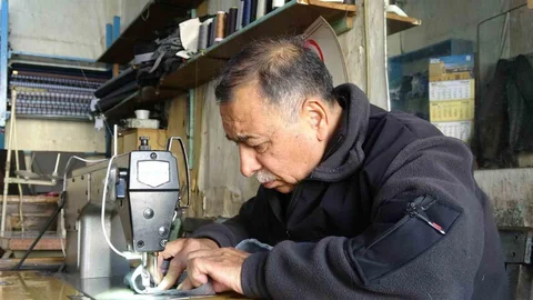 Yarım Asırdır Şalvar Diken Usta