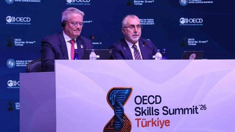 İstanbul'da OECD Beceriler Zirvesi Yapıldı