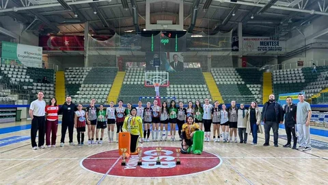 Muğla'da Hokey Şampiyonu Belli Oldu