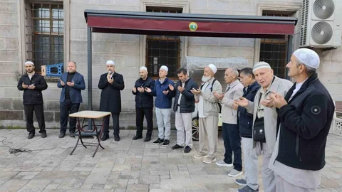 Alaplı'da Hacı Adayları Uğurlandı